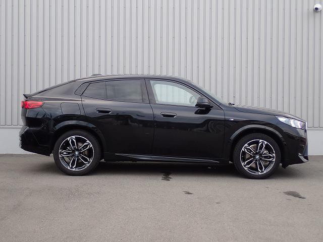 xDrive20i Mスポーツ