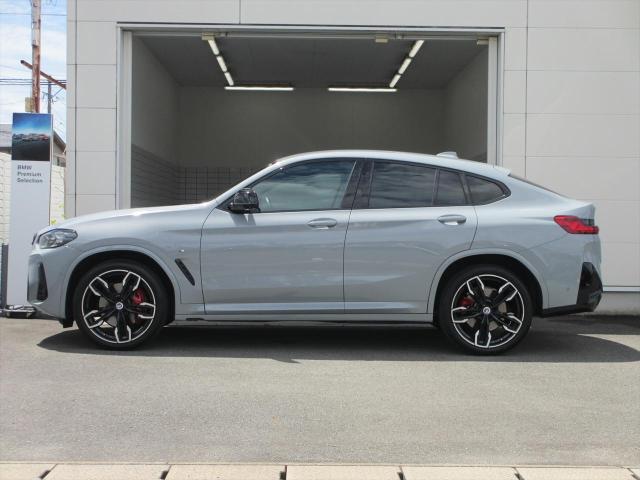 X4 M40i