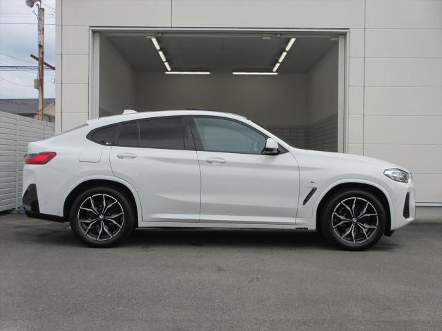 xDrive30i Mスポーツ