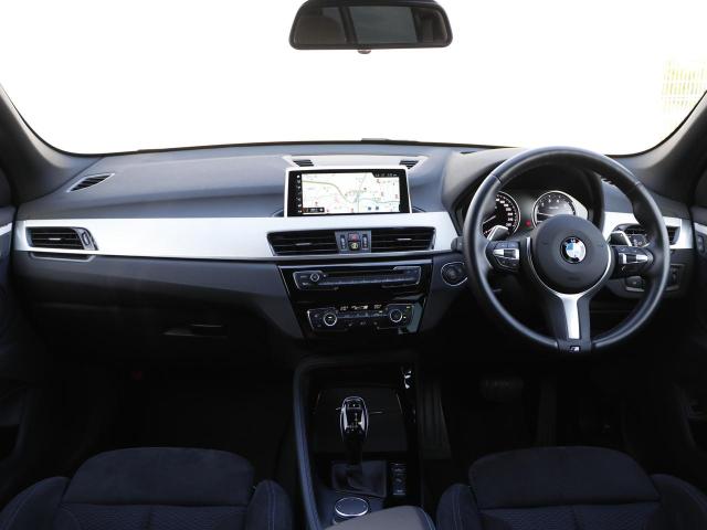 X1 xDrive20i Mスポーツ