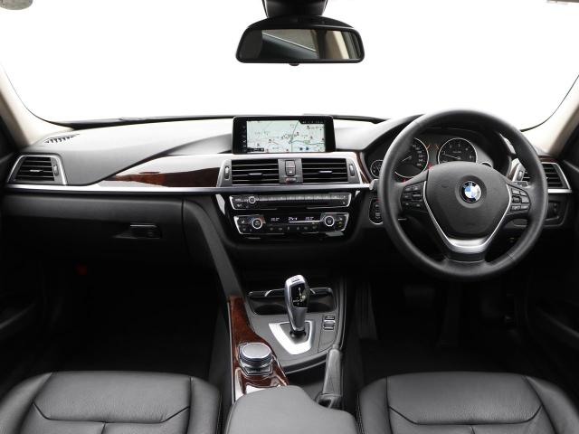 320 d ツーリング ラグジュアリー