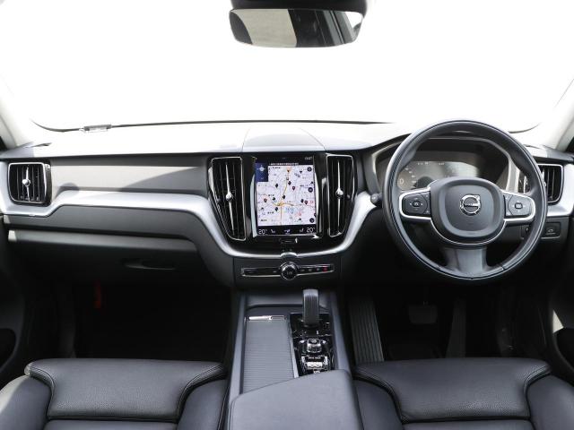 XC60 B5 AWD モメンタム