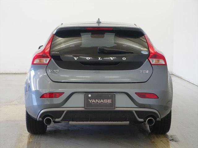 V40 T5 Rデザイン