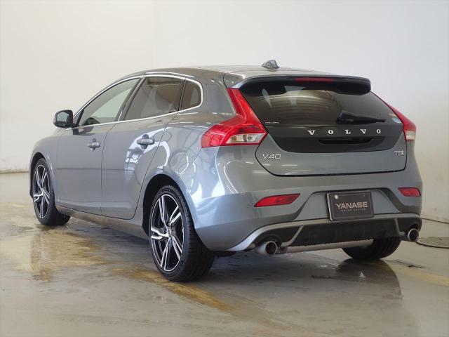 V40 T5 Rデザイン