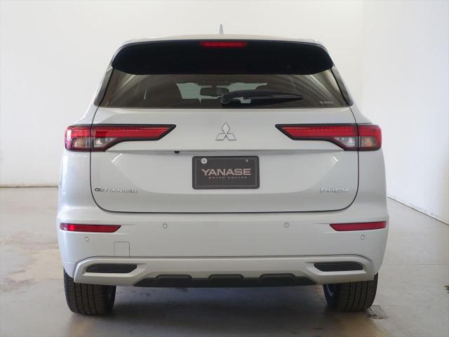 アウトランダーPHEV P