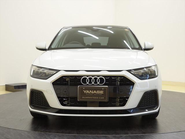 アウディ A1 スポーツバック 25 TFSI アドバンスド コンビニエンス&amp;アシスタンスパッケージ ナビゲーションパッケージ