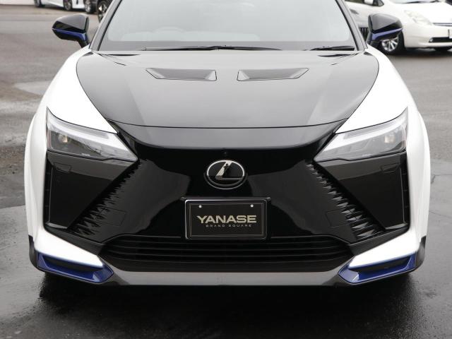 RZ450e Fスポーツパフォーマンス