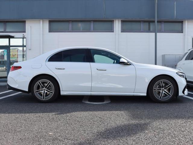 E220 d アバンギャルド AMGラインパッケージ・レザーエクスクルーシブパッケージ・アドバンスドパッケージ・デジタルインテリアパッケージ