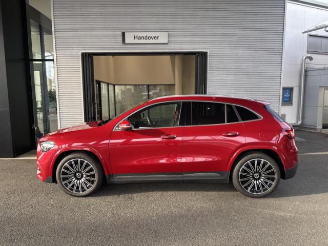 GLA200 d 4MATIC AMGライン AMGレザーエクスクルーシブパッケージ・アドバンスドパッケージ