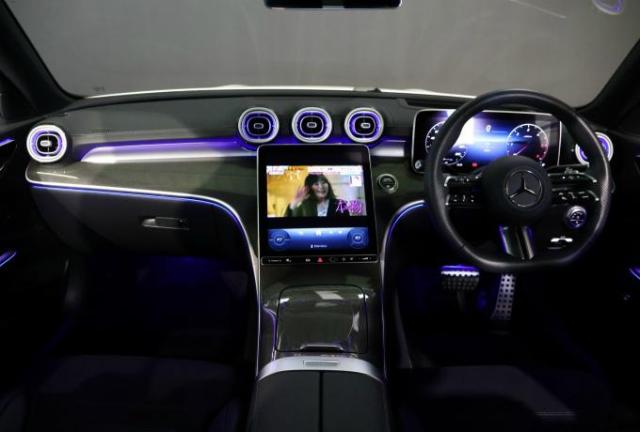 C220 d アバンギャルド AMGラインパッケージ