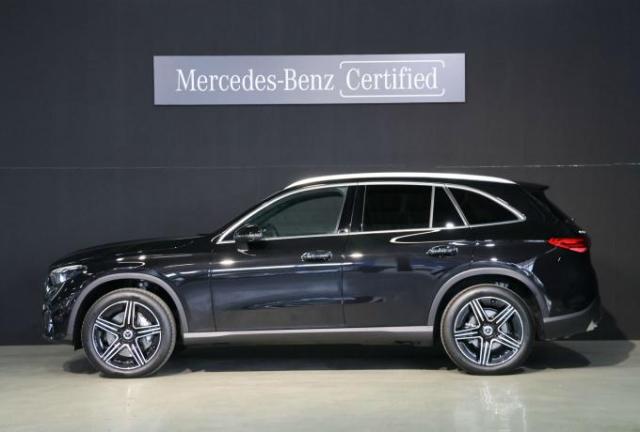 GLC220 d 4MATIC AMGラインパッケージ・AMGレザーエクスクルーシブパッケージ・ドライバーズパッケージ