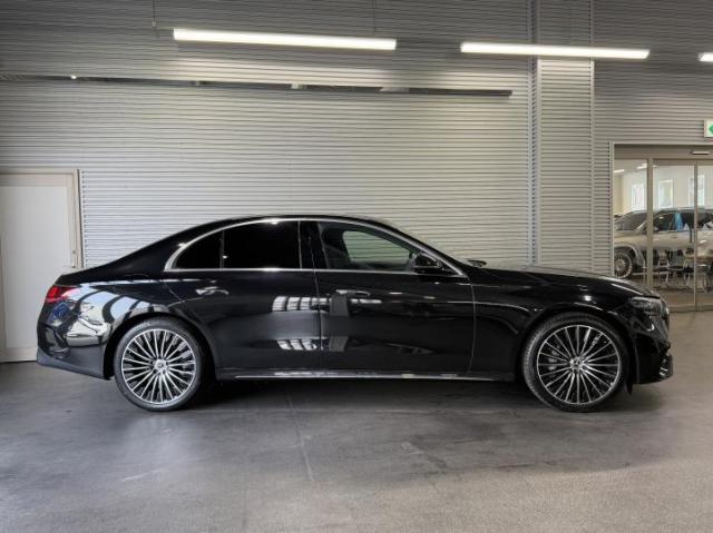 E300 エクスクルーシブ AMGラインパッケージ・レザーエクスクルーシブパッケージ・デジタルインテリアパッケージ