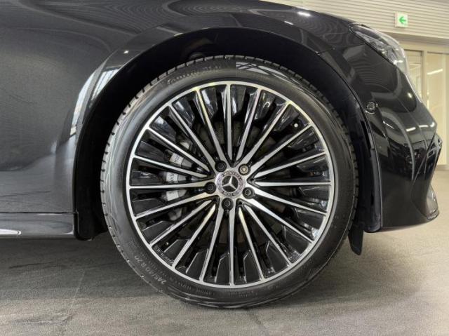 E300 エクスクルーシブ AMGラインパッケージ・レザーエクスクルーシブパッケージ・デジタルインテリアパッケージ