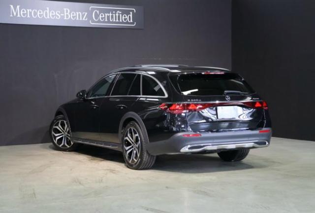E220 d 4MATIC オールテレイン レザーエクスクルーシブパッケージ・アドバンスドパッケージ・デジタルインテリアパッケージ